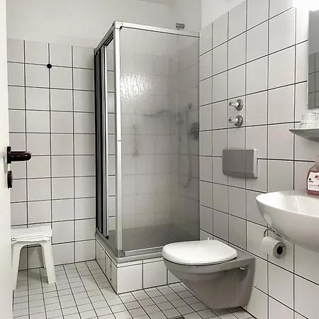 Willi-michels-bildungsstaette מלון